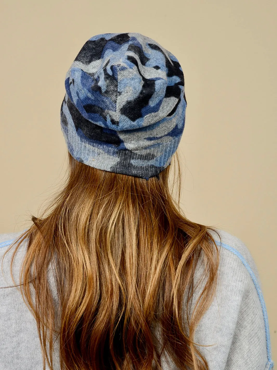 Ari Camo Beanie